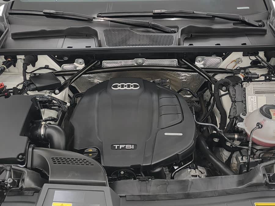 Audi Q5L Sportback 2021 car image #17