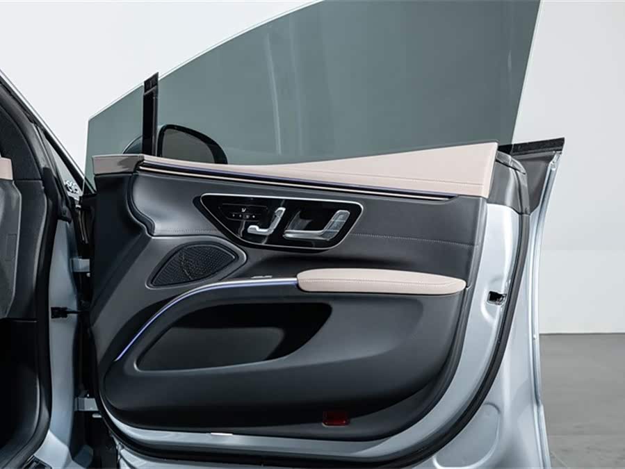 Mercedes-Benz EQS Class 2022 immagine di auto #17