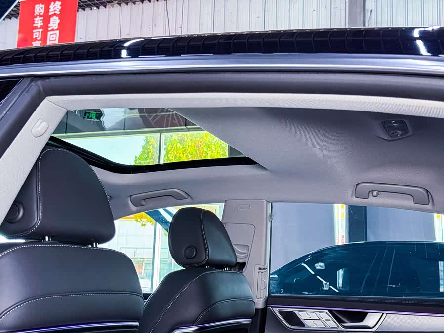 Audi A7L 2025 car image #17