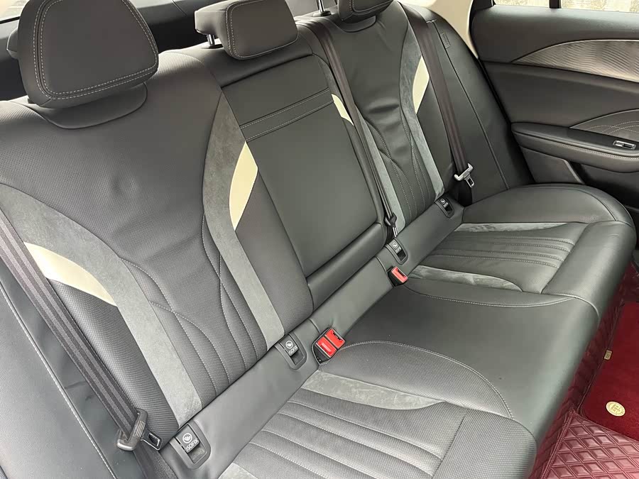 HongQi H6 2024 car image #17