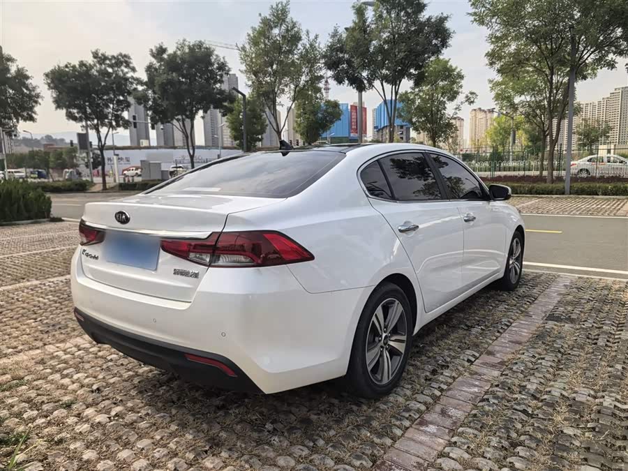 Kia K5 2019 imagen de coche #17