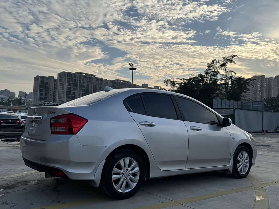 Honda City Classic 2013 car image #17