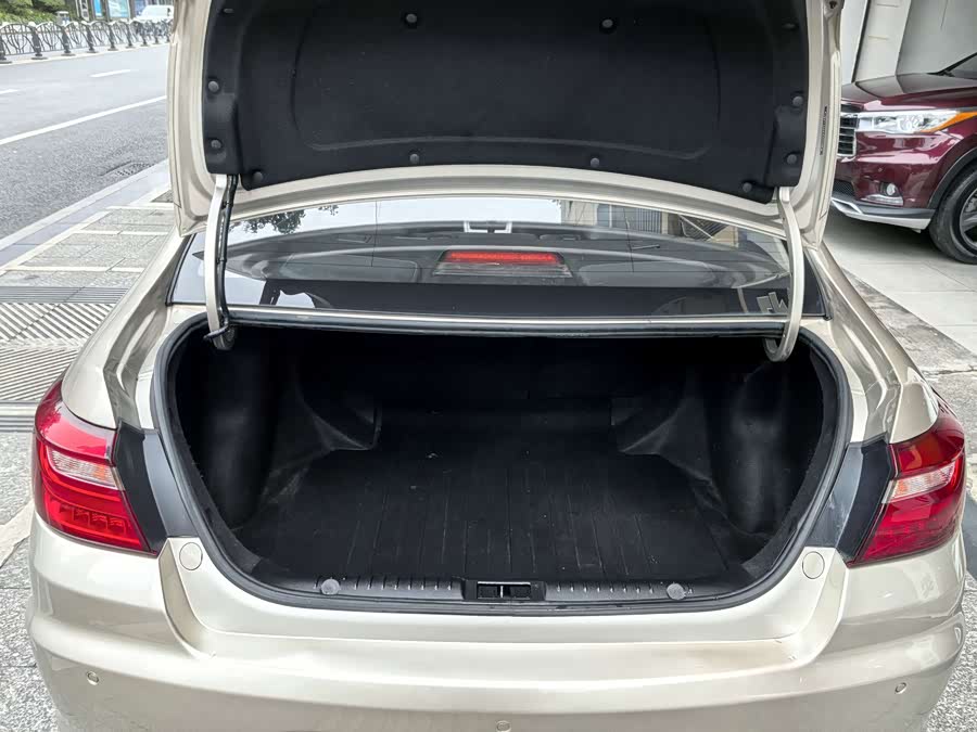 GEELY Vision 2018 car image #17