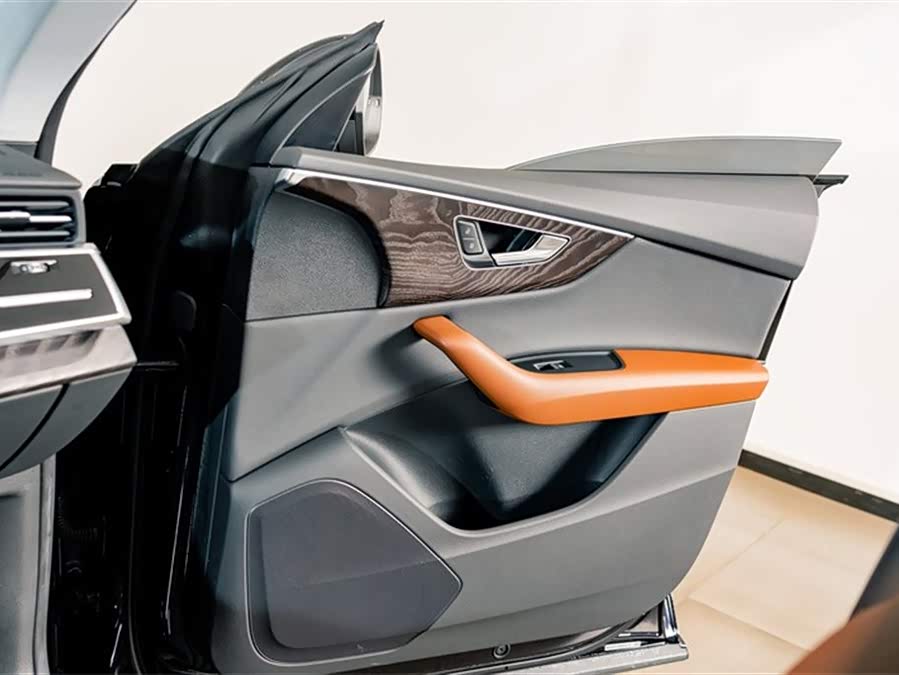 Audi Q8 2021 #17 Audi Q8 2021 car image #17