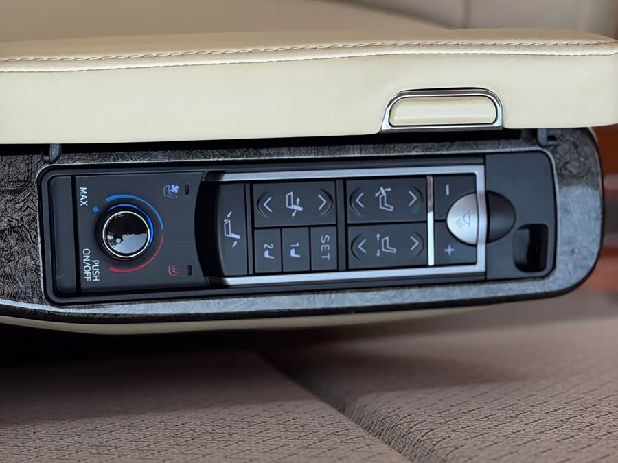 Toyota Coaster 2023 car image #17