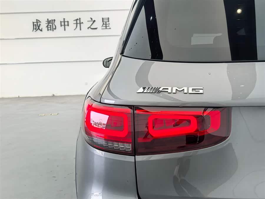 Mercedes-Benz GLB AMG 2021 immagine di auto #17