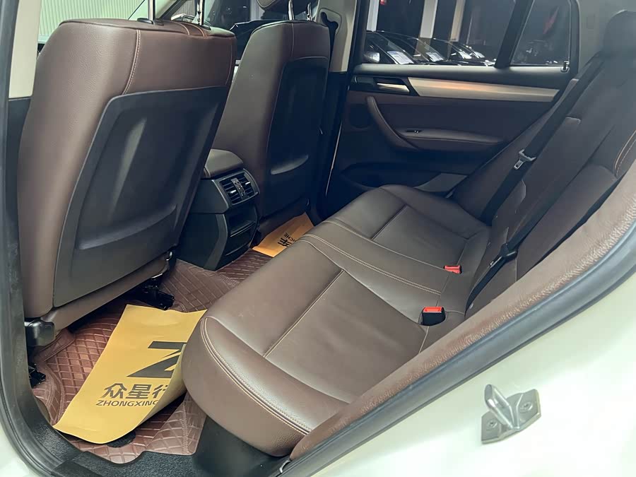 BMW X4 2018 صورة سيارة #17