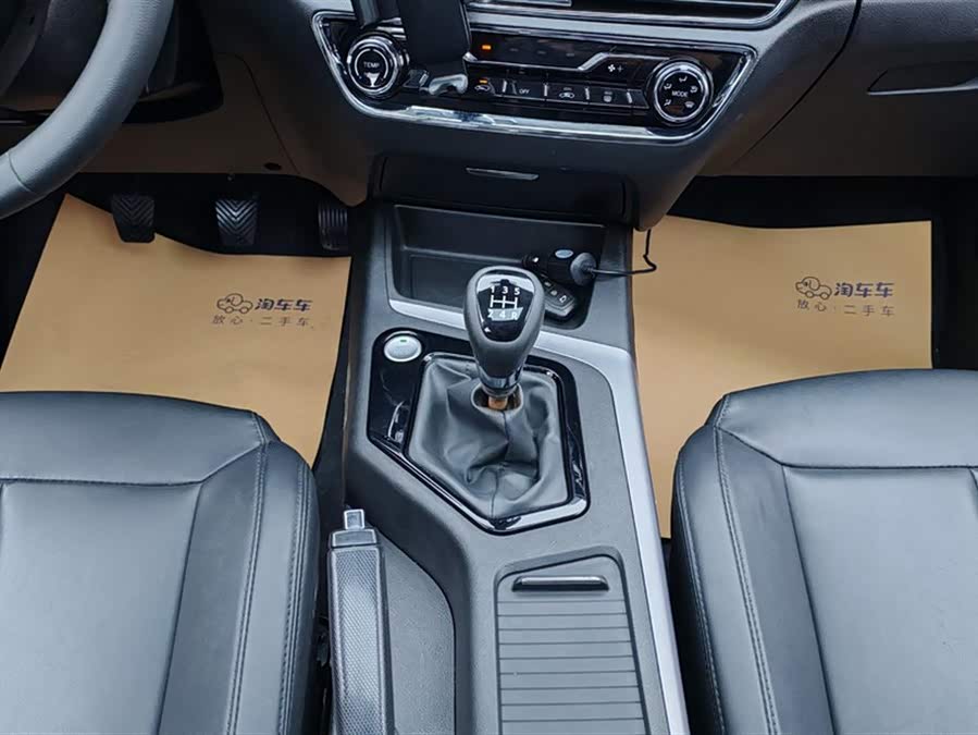 Soueast DX5 2021 #17 Soueast DX5 2021 car image #17