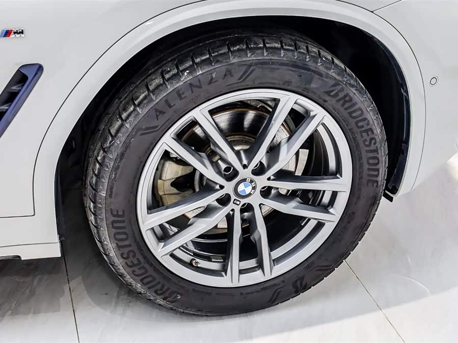 BMW X4 2020 immagine di auto #17