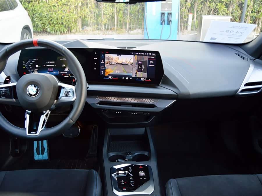 BMW M235L #17 BMW M235L car image #17