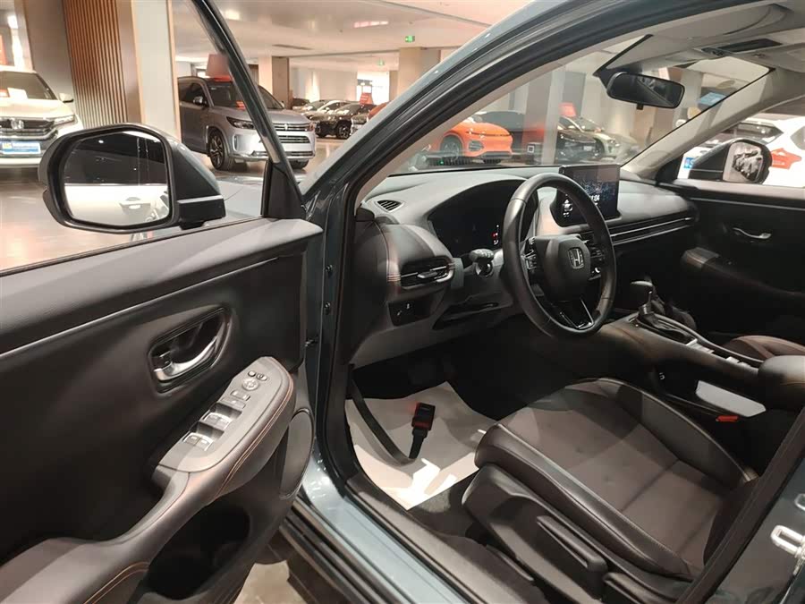 Honda ZR-V 2024 car image #17