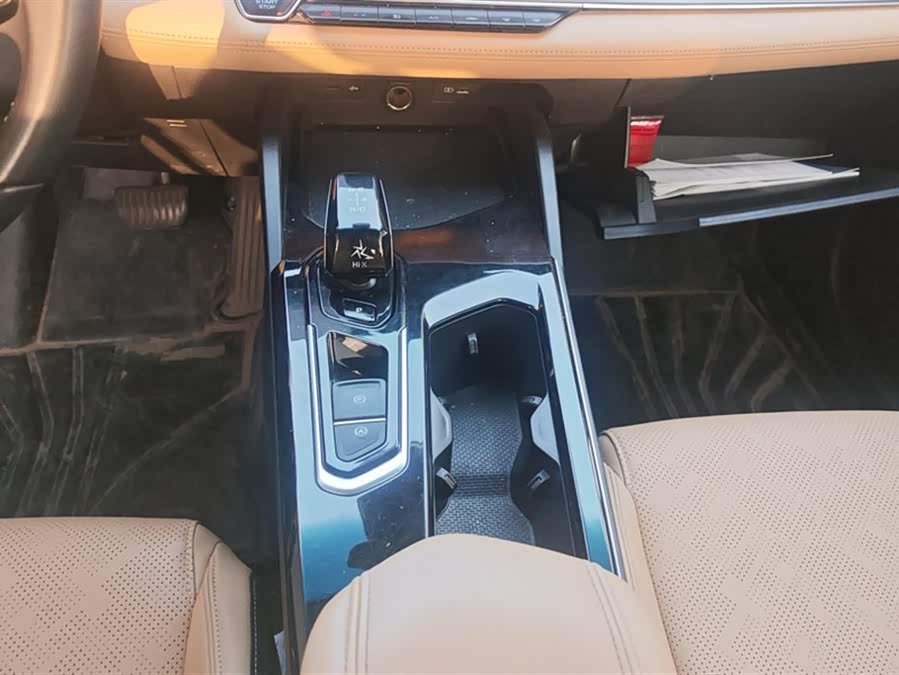 GEELY Emgrand L HiP 2023 #17 GEELY Emgrand L HiP 2023 immagine di auto #17