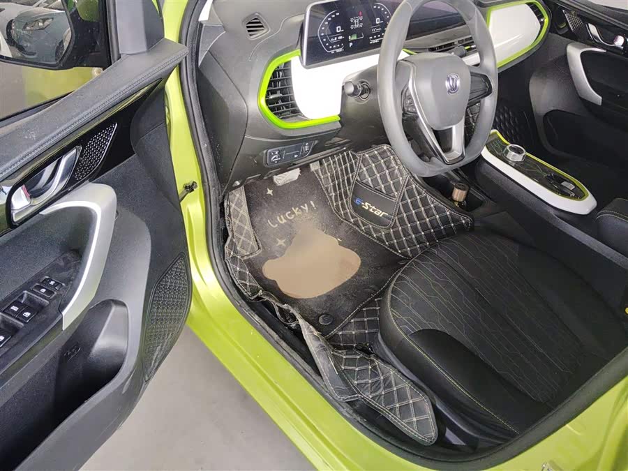 Changan BenBen E-Star 2020 car image #17