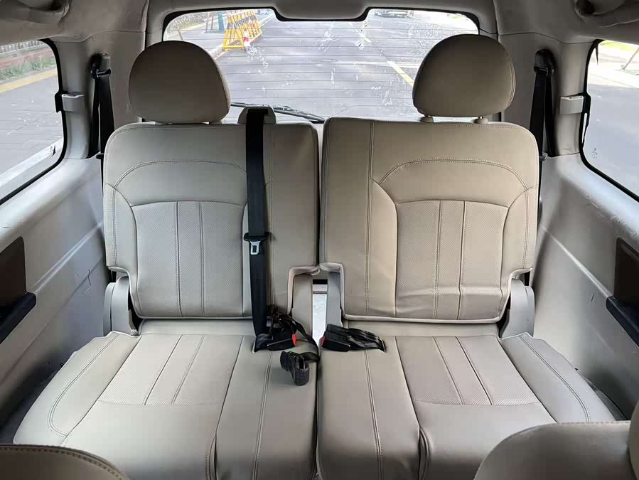 Forthing Lingzhi EV 2021 car image #17