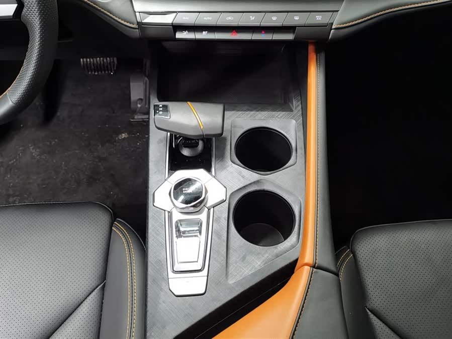 Changan UNI-V iDD 2023 #17 Changan UNI-V iDD 2023 car image #17