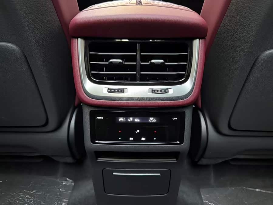 HongQi E-HS9 2023 immagine di auto #17