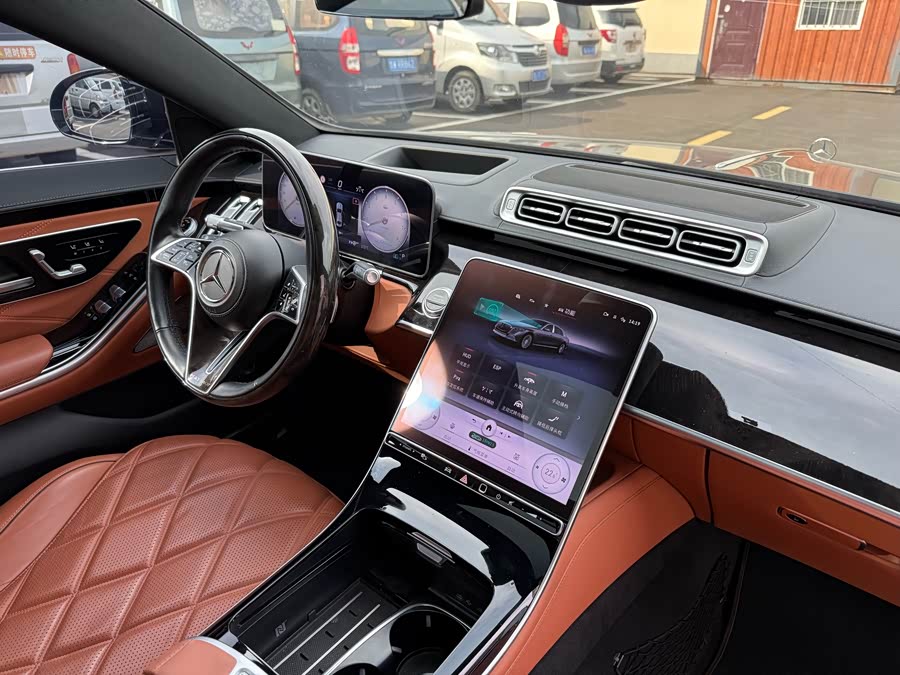 Mercedes-Benz Maybach S Class 2022 #17 Mercedes-Benz Maybach S Class 2022 car image #17