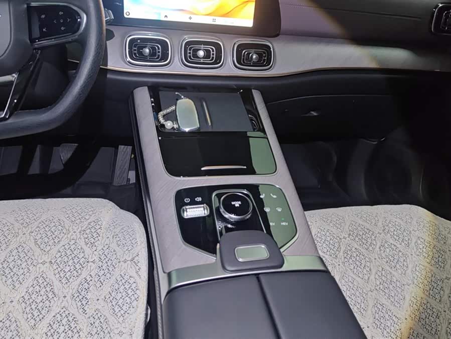 Chery Tiggo9 C-DM 2025 car image #17