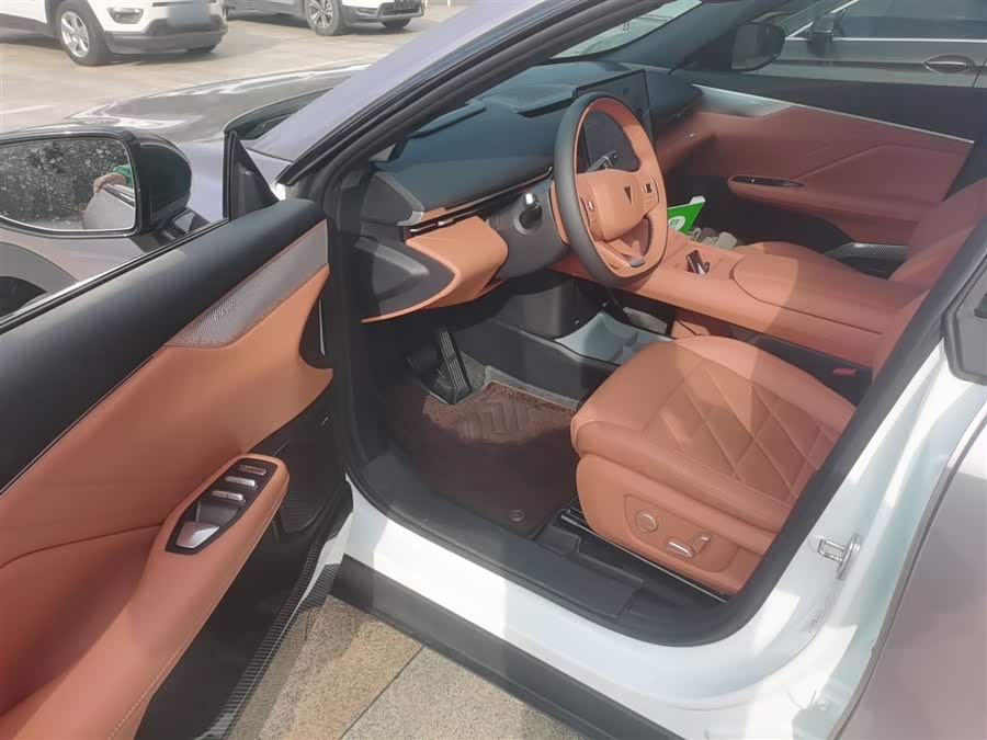 Deepal S05 2024 car image #17