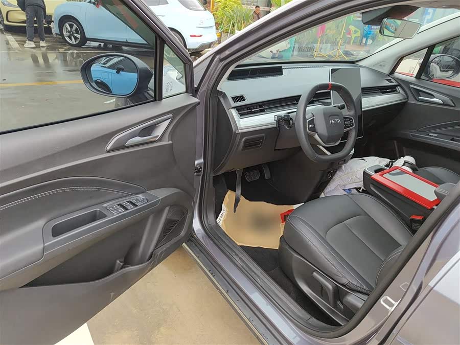 哪吒汽车 哪吒AYA 2024 汽车图片 #17