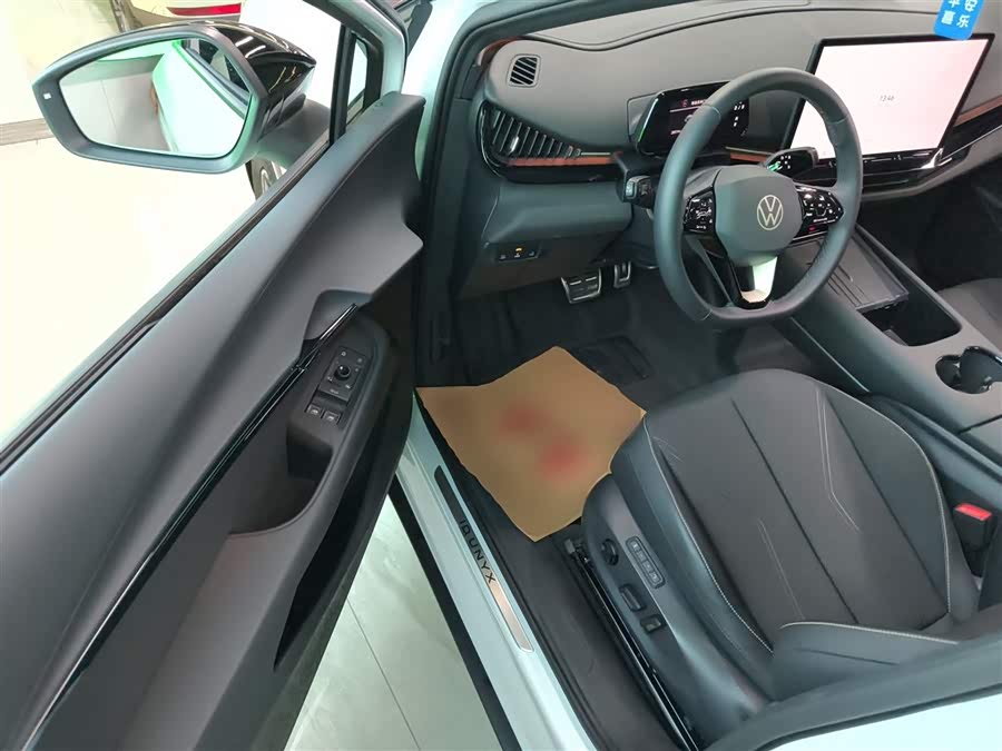 Volkswagen ID.UNYX 06 2024 image de voiture #17