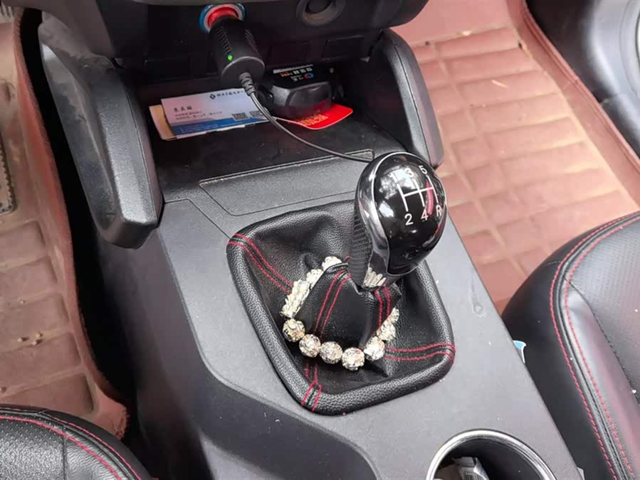 GEELY GX7 2015 صورة سيارة #17