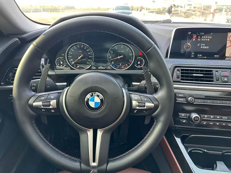 BMW 6 Series 2015 car image #17