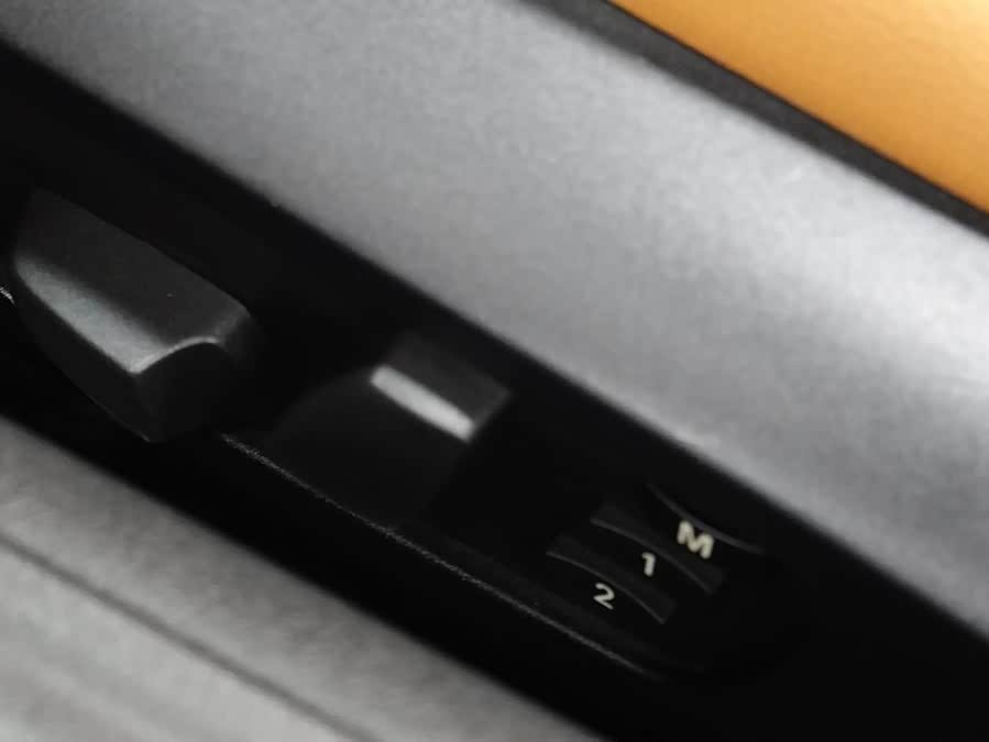 BMW Z4 2012 imagem de carro #17