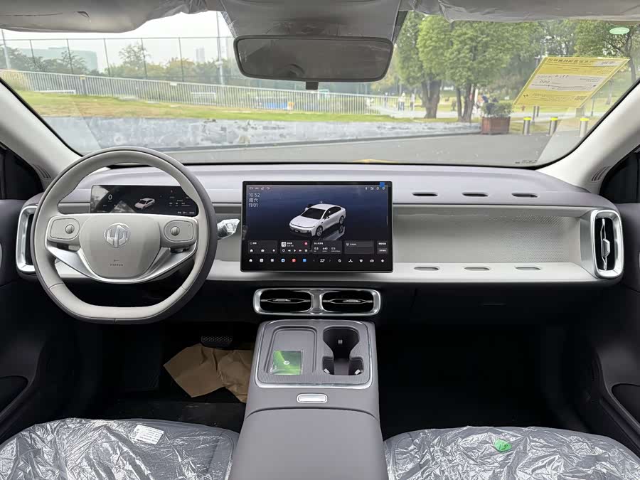 零跑汽车 零跑B01 汽车图片 #17