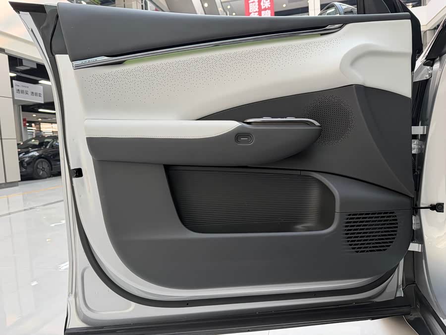 Xpeng G7 2025 immagine di auto #17