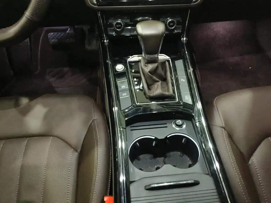 Volkswagen Phideon 2023 immagine di auto #17