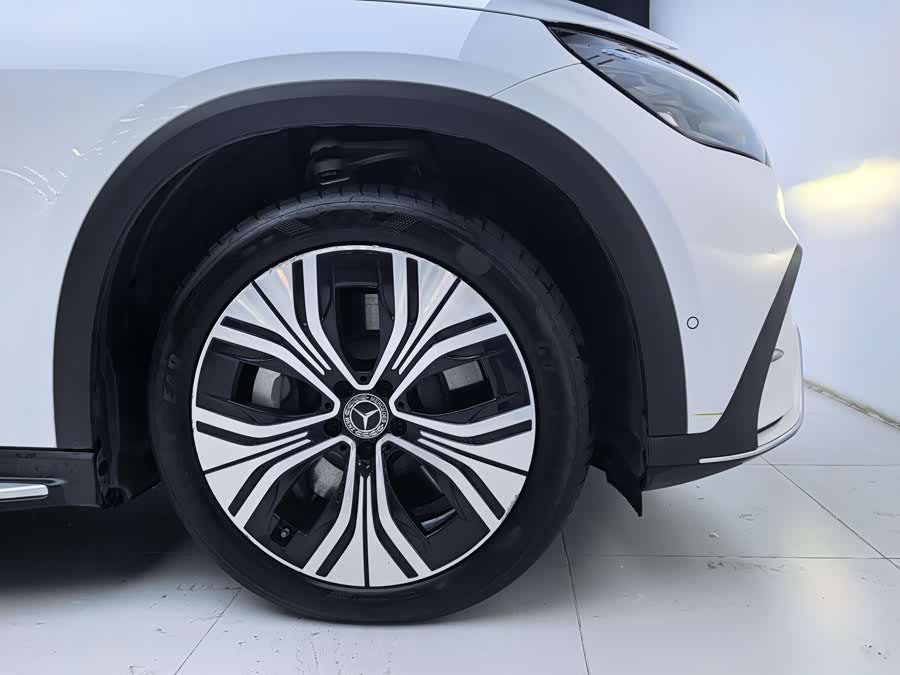 Mercedes-Benz EQE SUV 2023 car image #17