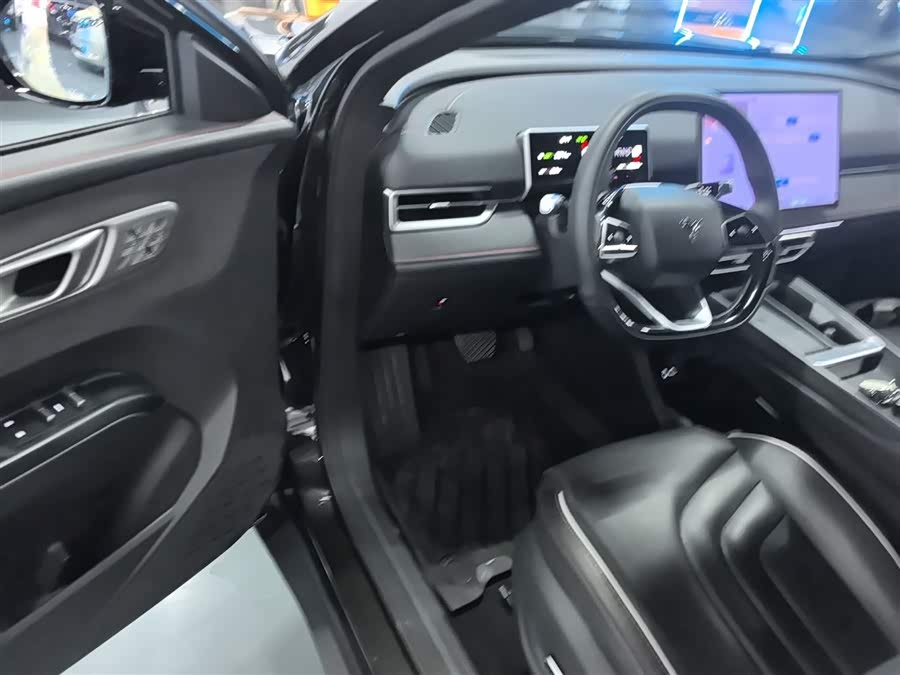 哪吒汽车 哪吒X 2023 汽车图片 #17