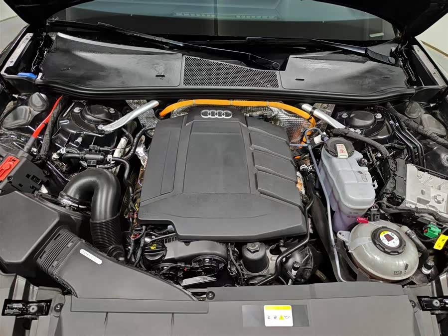 Audi A6L New Energy 2023 #17 Audi A6L New Energy 2023 car image #17