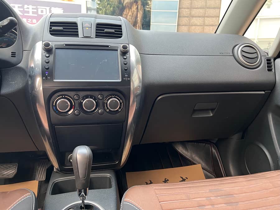 铃木 天语 SX4 2014 汽车图片 #17