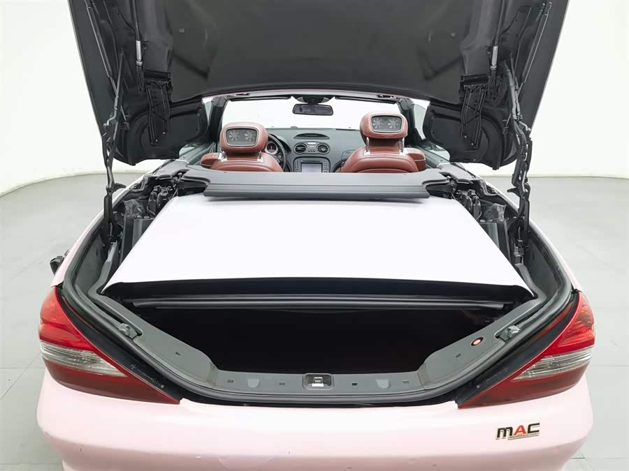 Mercedes-Benz SL Class 2011 car image #17