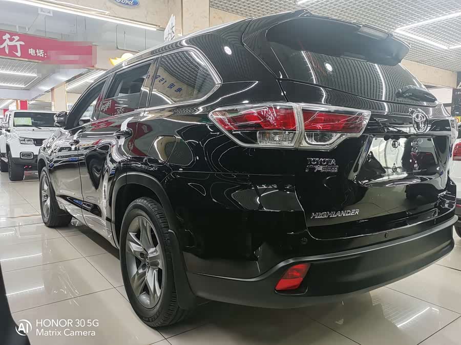 Toyota Highlander 2017 car image #17