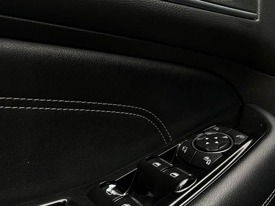 Ford Edge 2017 صورة سيارة #17