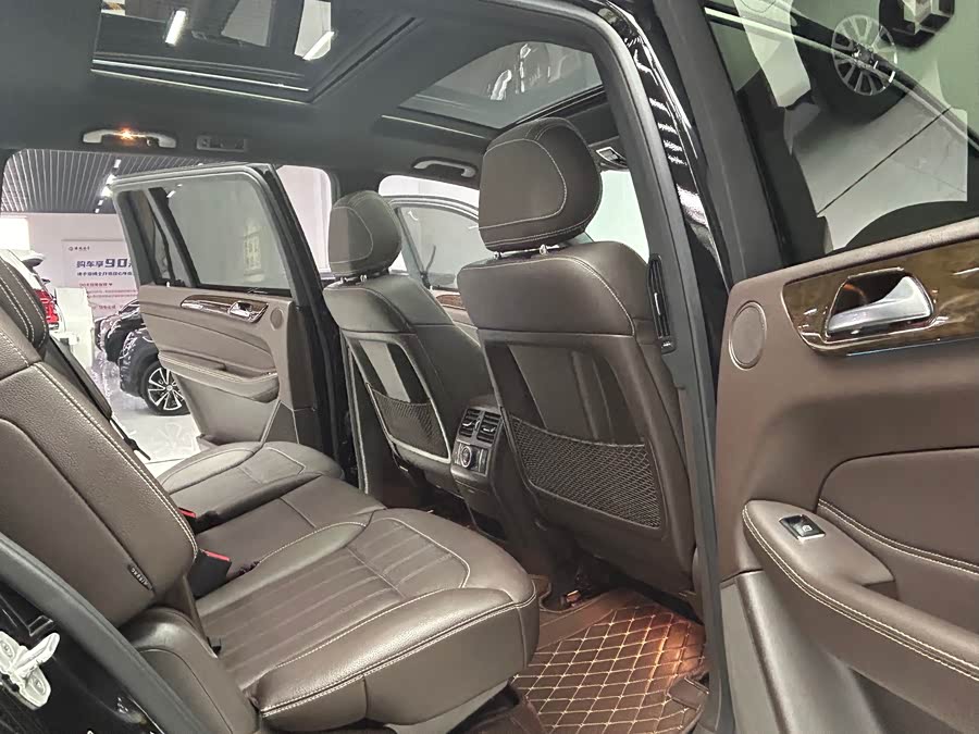 Mercedes-Benz GLS Class 2017 #17 Mercedes-Benz GLS Class 2017 car image #17