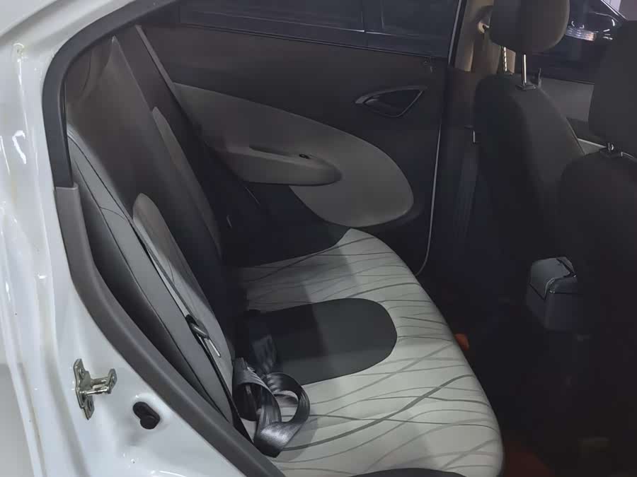 Chevrolet Sail 2014 car image #17