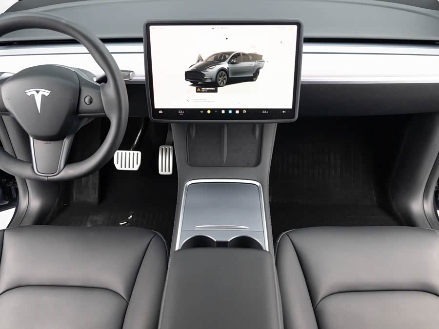 Tesla Model Y 2024 car image #17