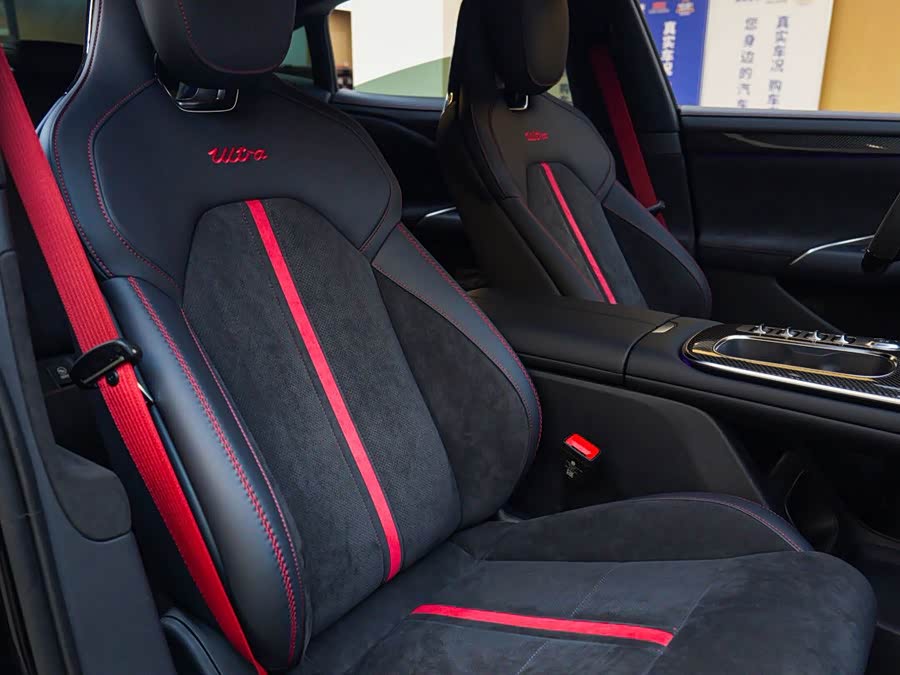 小米汽车 小米SU7 Ultra 2025 汽车图片 #17