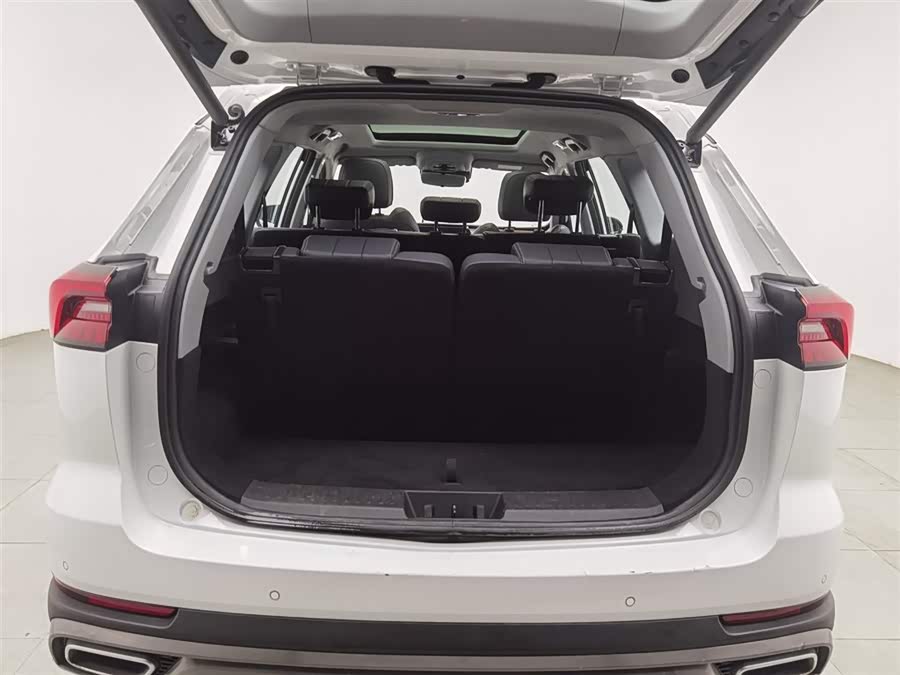 Chery Tiggo 8 PRO New Energy 2023 car image #17