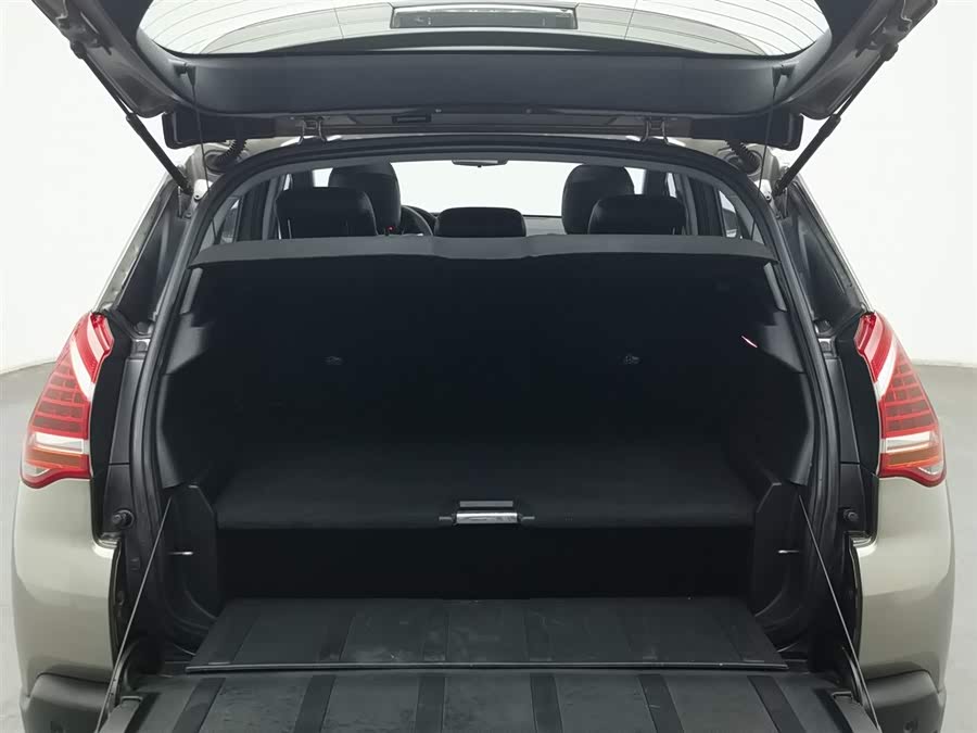 标致 标致3008 2013 汽车图片 #17