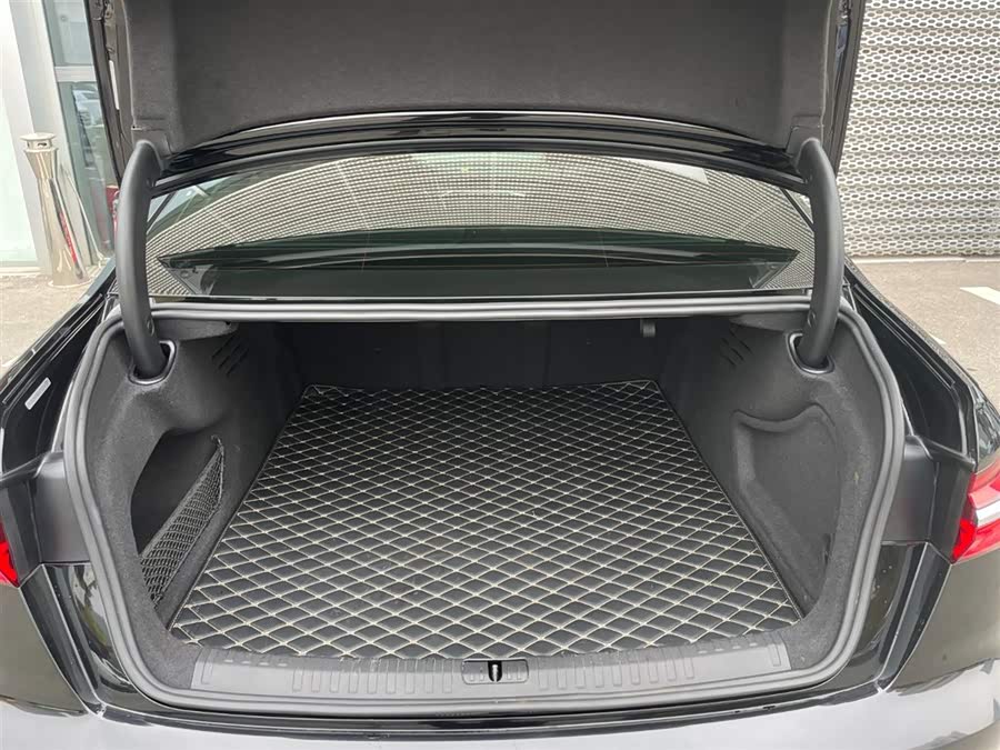 Audi A6L 2021 #17 Audi A6L 2021 car image #17