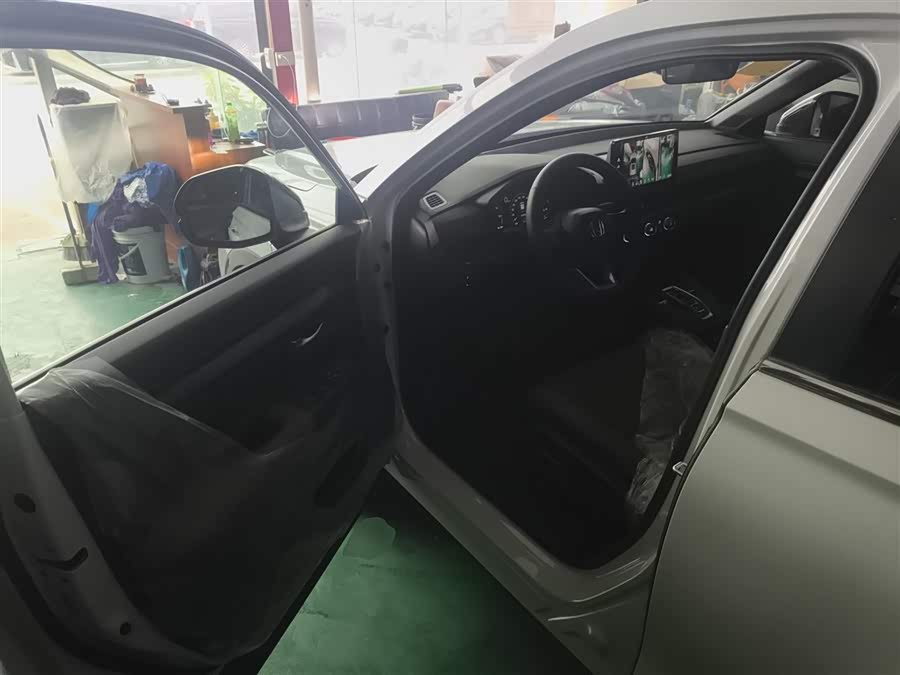 Honda CR-V New Energy 2025 car image #17