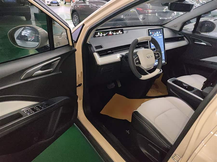 哪吒汽车 哪吒AYA 2024 汽车图片 #17