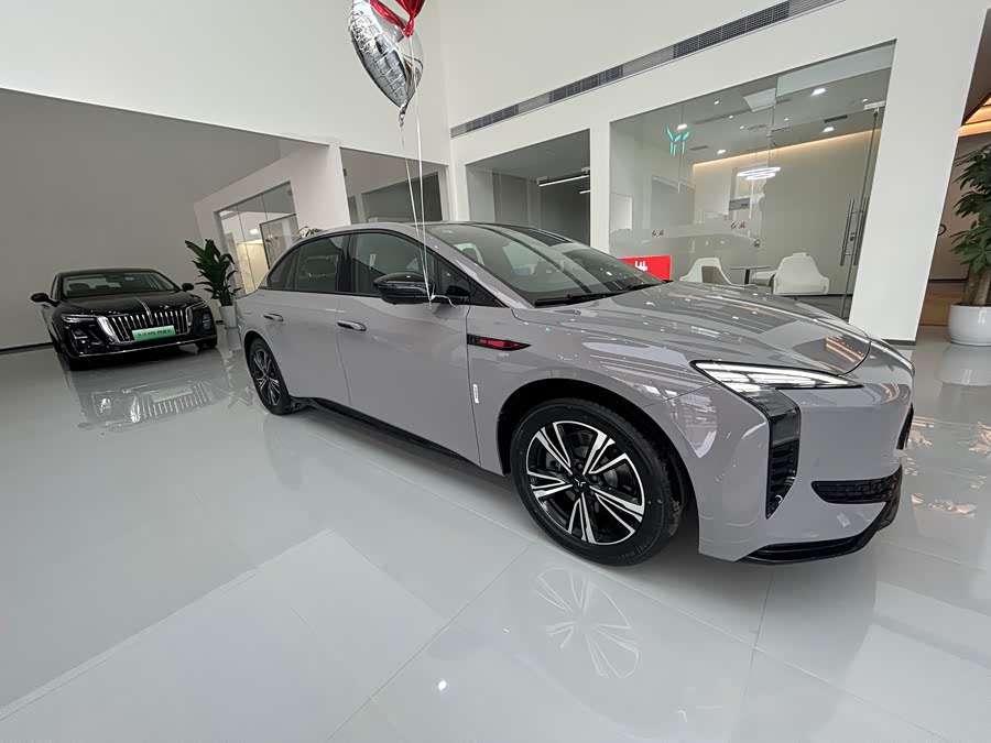 HongQi EH7 2025 #17 HongQi EH7 2025 car image #17