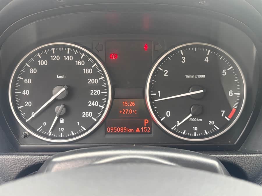 BMW 3 Series (Imported) 2011 car image #17