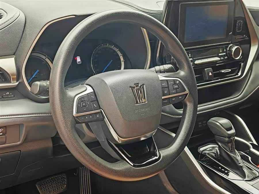 Toyota Crown Kluger 2023 car image #17